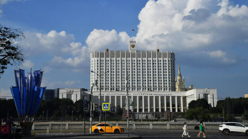 В Госдуме напомнили о праве требовать компенсацию при задержке зарплаты